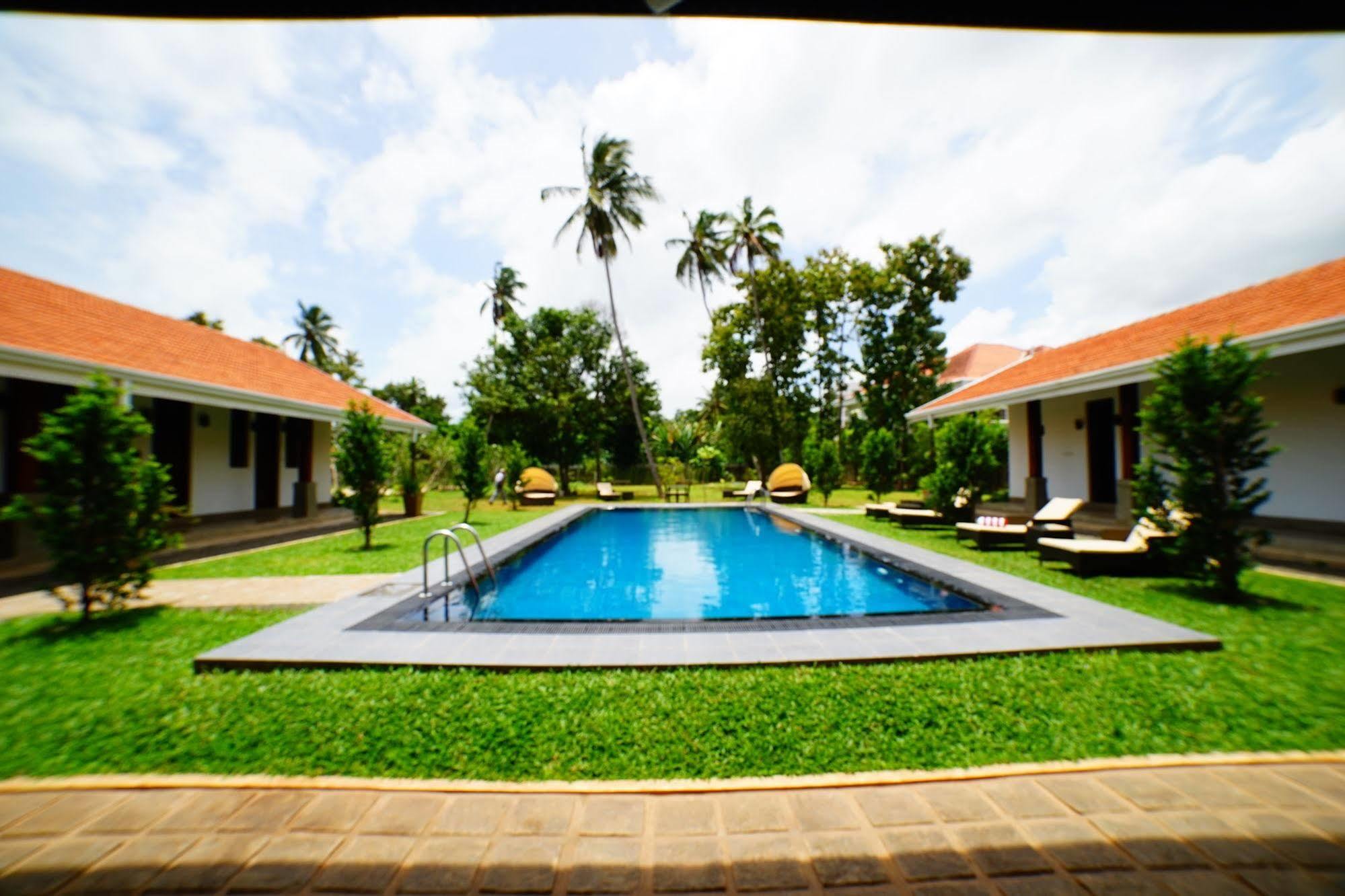 Lespri Grand Hotell Negombo Eksteriør bilde